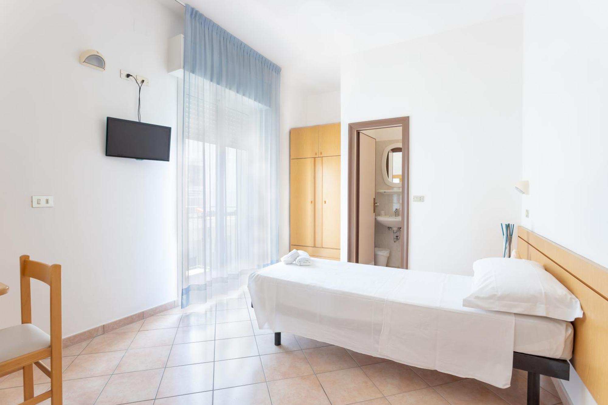 Hotel Katina Ρίμινι Εξωτερικό φωτογραφία
