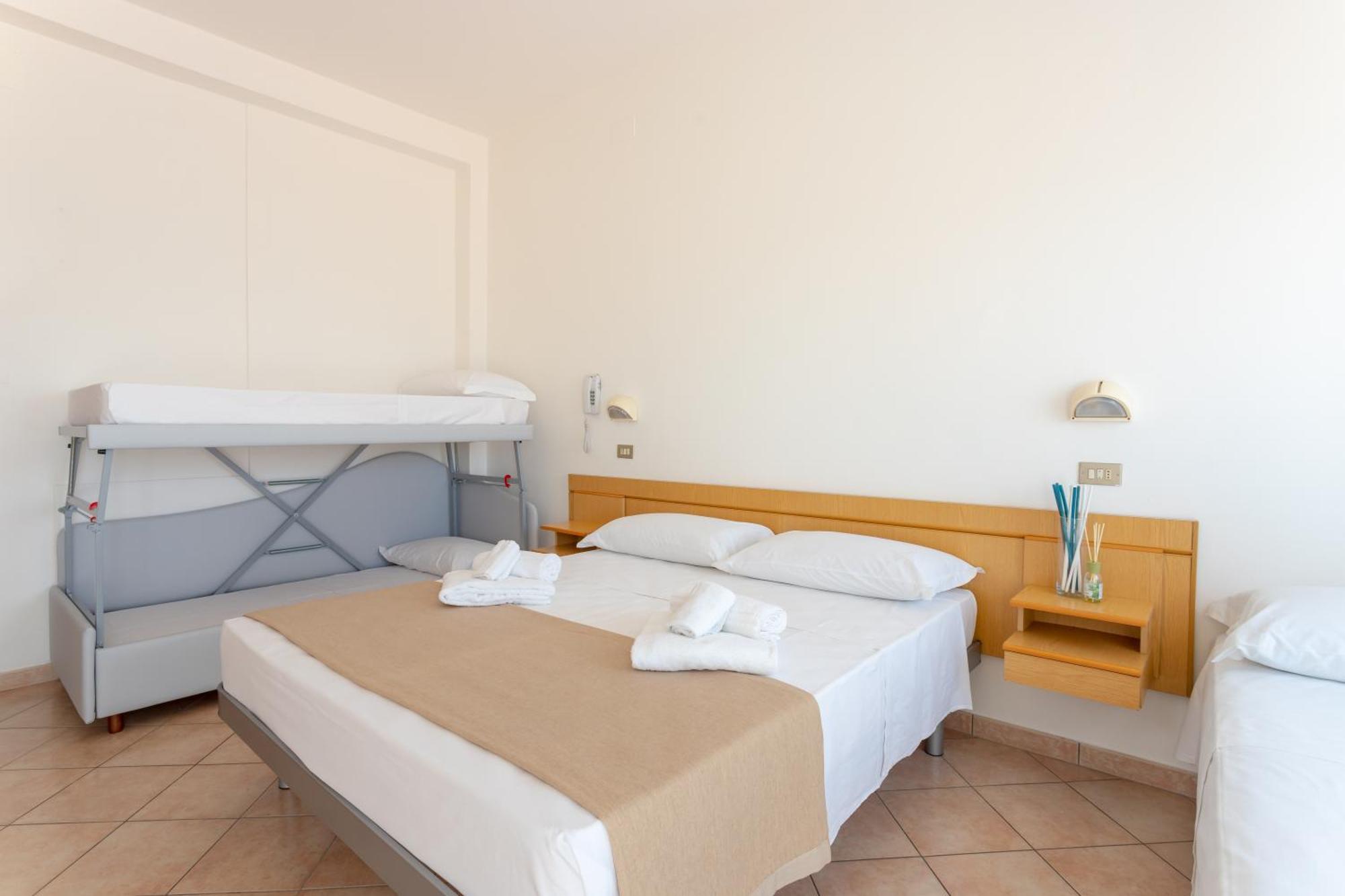 Hotel Katina Ρίμινι Εξωτερικό φωτογραφία