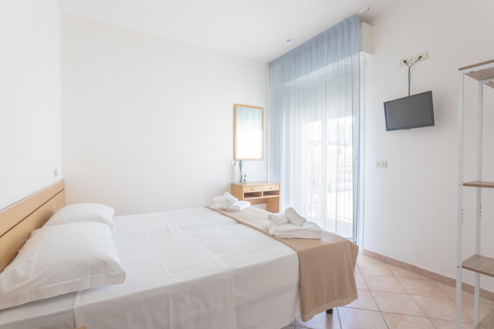 Hotel Katina Ρίμινι Εξωτερικό φωτογραφία