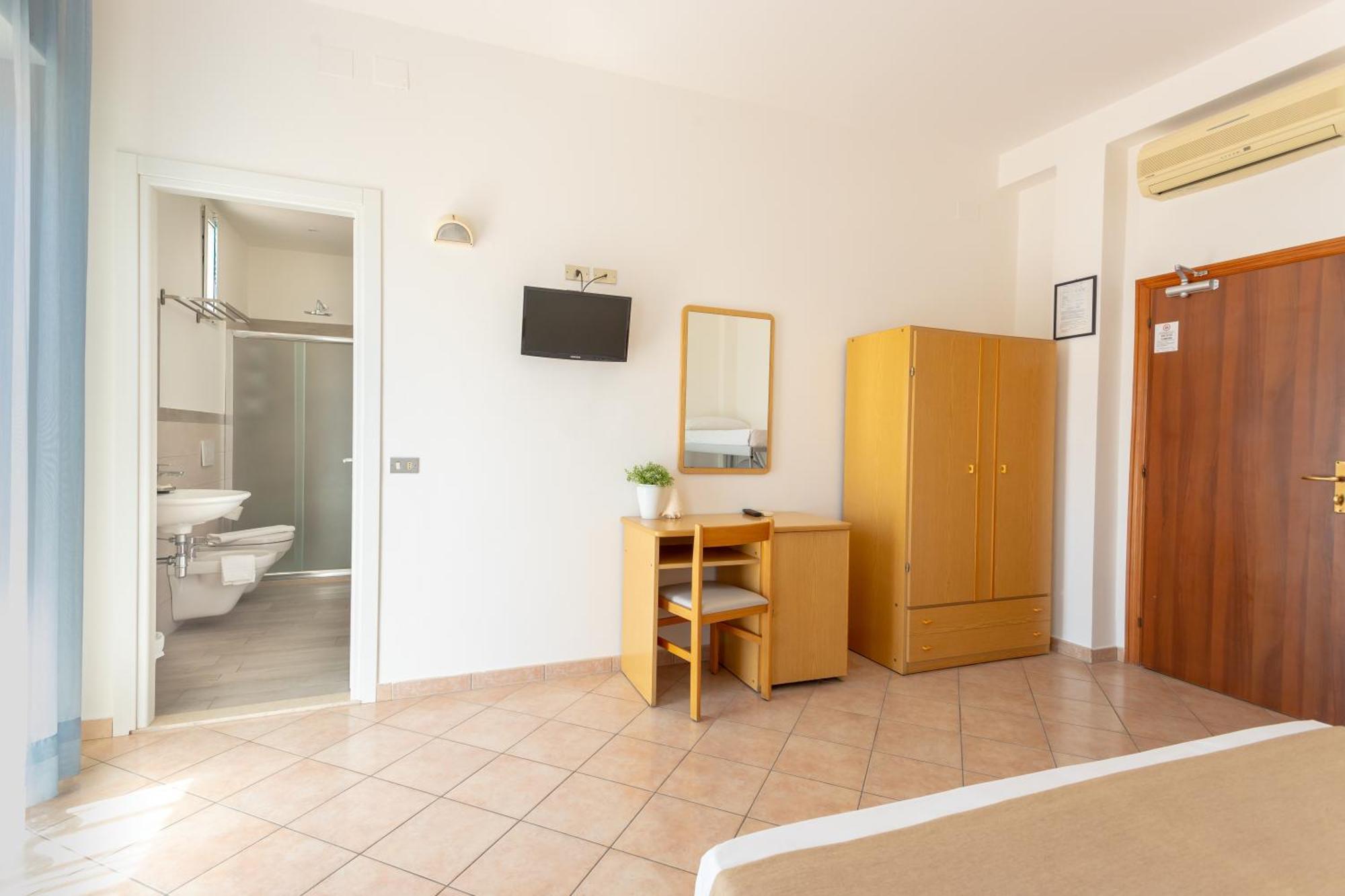Hotel Katina Ρίμινι Εξωτερικό φωτογραφία
