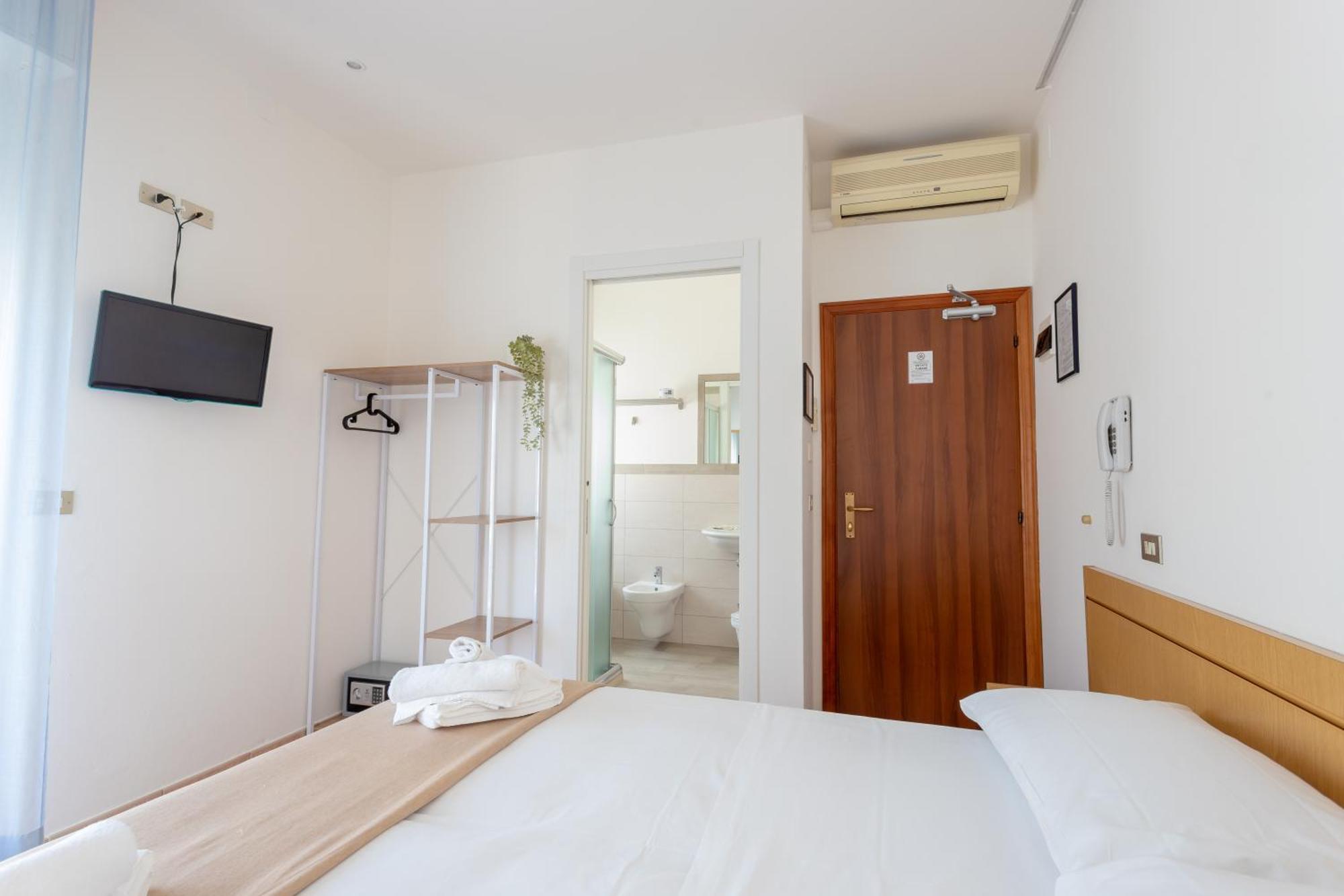 Hotel Katina Ρίμινι Εξωτερικό φωτογραφία