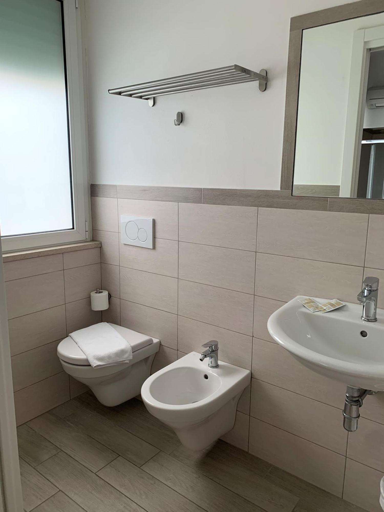 Hotel Katina Ρίμινι Εξωτερικό φωτογραφία